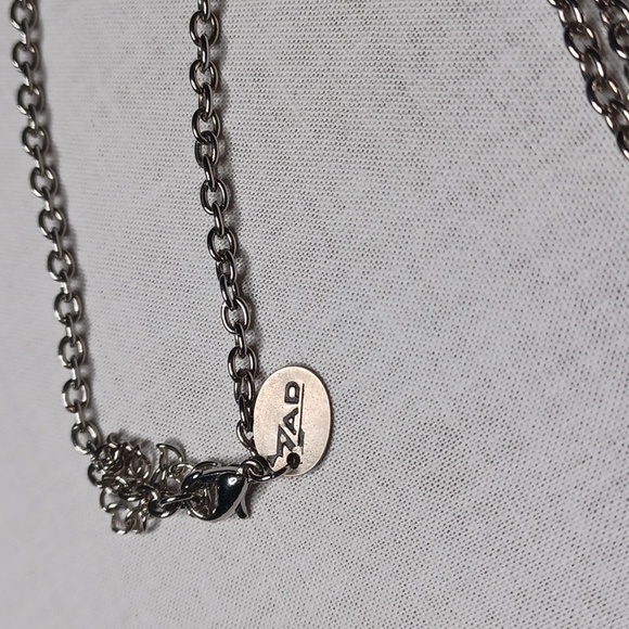 Feather Necklace Silver-Tone Imitation Turquoise and Red Stone - Picture 2 of 4